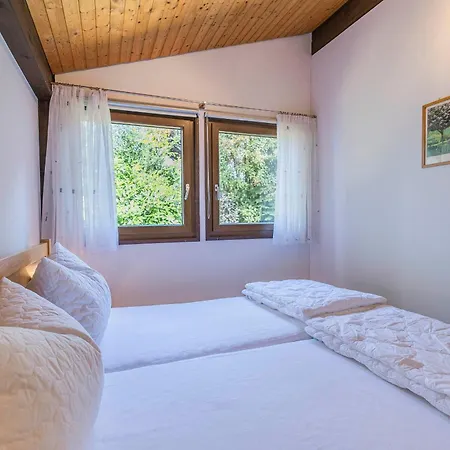 Ferienwohnpark Satteldachhaus Typ 9 Sd 49 Nyaraló *